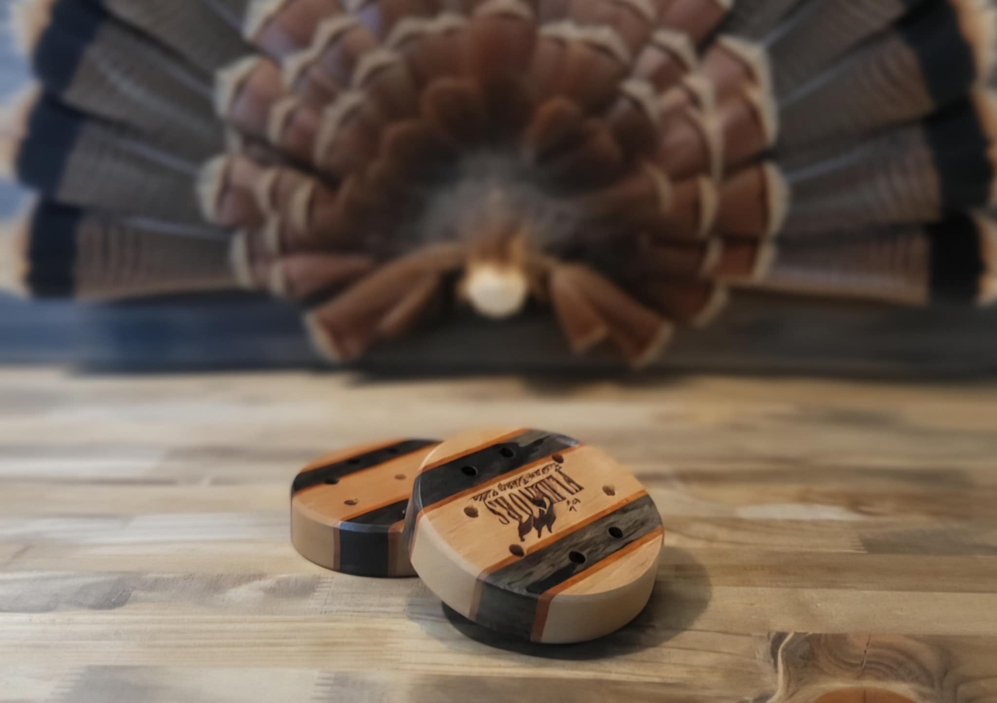 mahogany laminate / slate